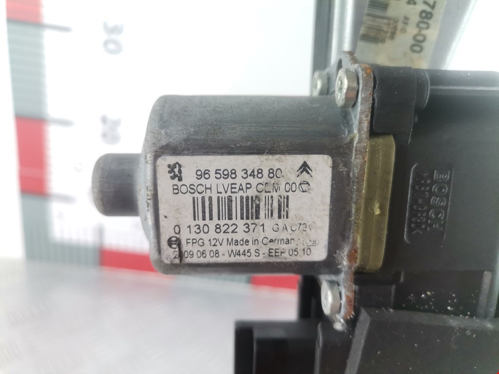 Стеклоподъемник задний левый PEUGEOT 308 2007-2015