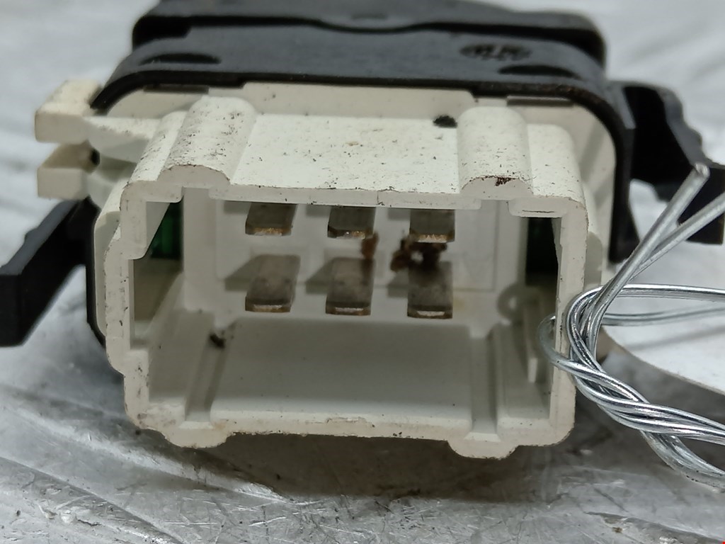 Кнопка стеклоподъемника RENAULT Laguna 2001-2007