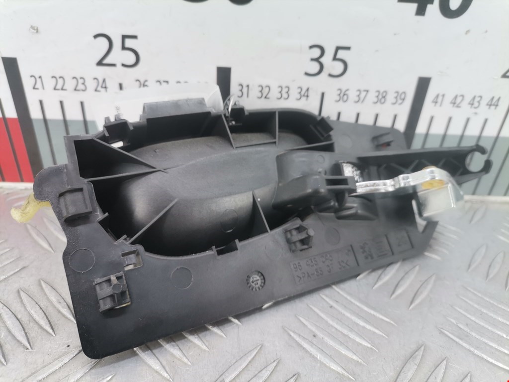 Ручка дверная задняя внутренняя левая PEUGEOT 307 2001-2008