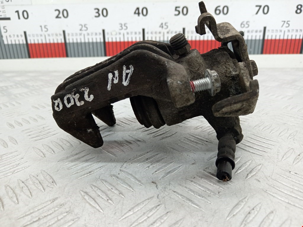 Суппорт задний правый VOLKSWAGEN Passat B5 1997-2005