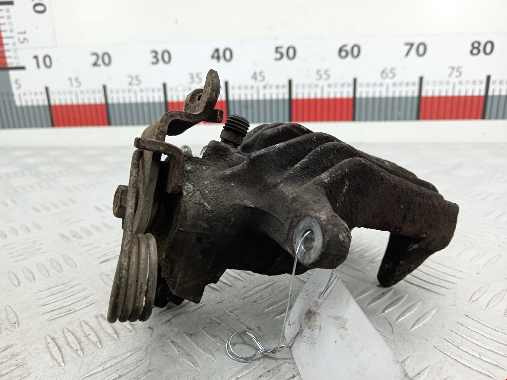 Суппорт задний правый VOLKSWAGEN Passat B5 1997-2005