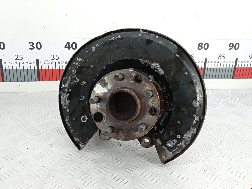 Ступица (кулак цапфа) задняя правая Ford Mondeo 3 (2000-2007)