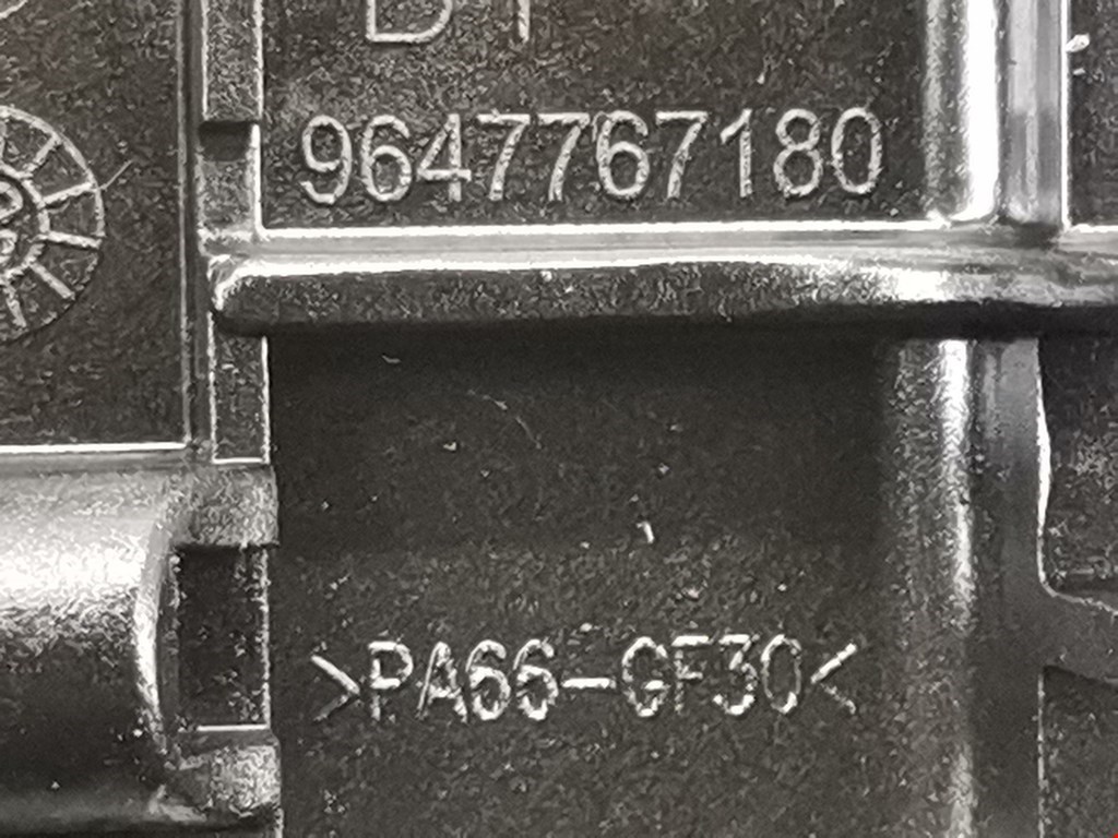 Корпус термостата FORD Focus II 2005-2011