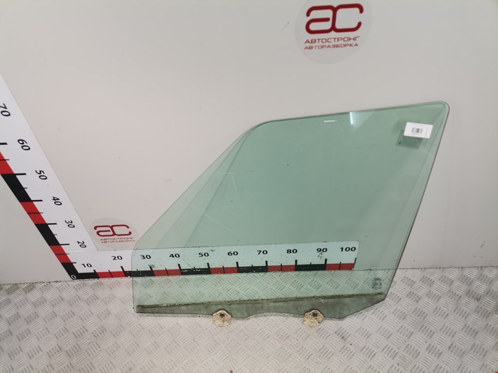 Стекло двери переднее левое LAND ROVER Discovery III 2005-2009