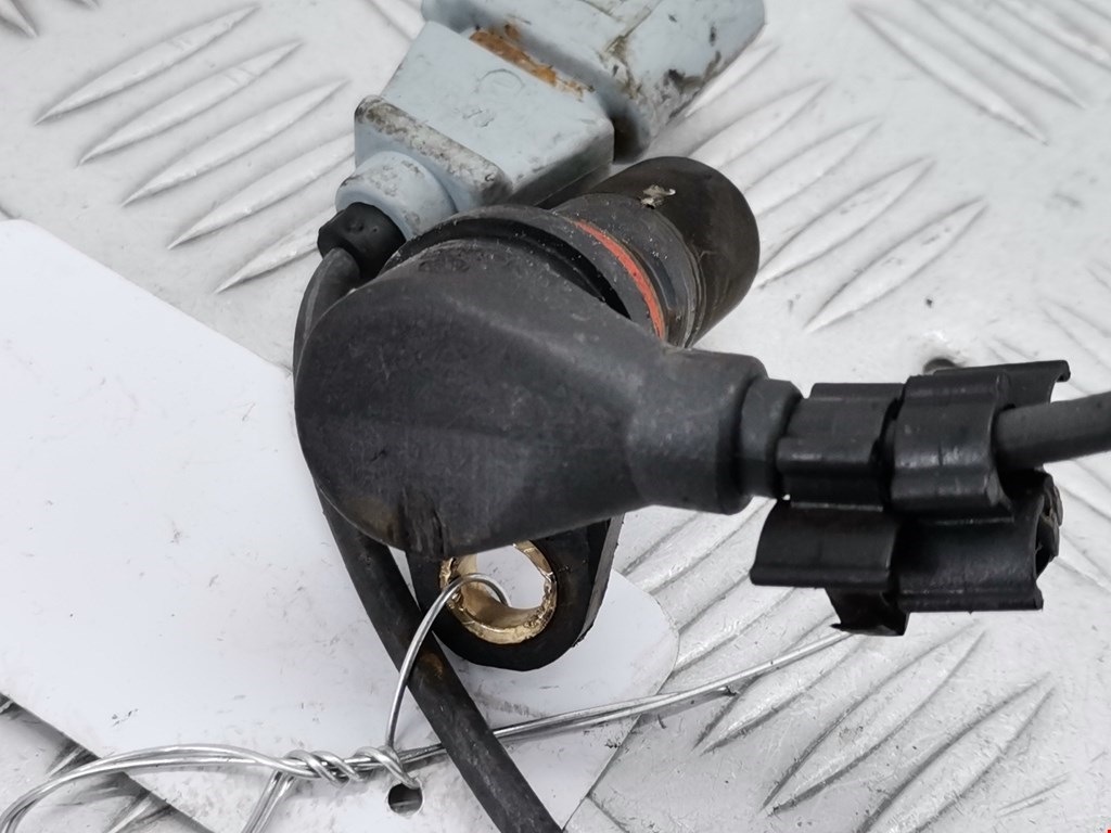 Датчик положения коленвала VOLKSWAGEN Caddy II 1995-2004