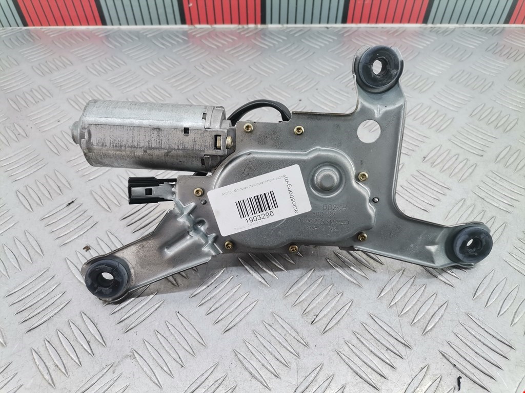 Моторчик стеклоочистителя задний MITSUBISHI Carisma 1995-1999