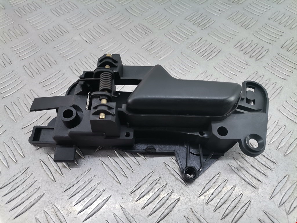 Ручка дверная передняя внутренняя левая CITROEN Xantia 1993-2002