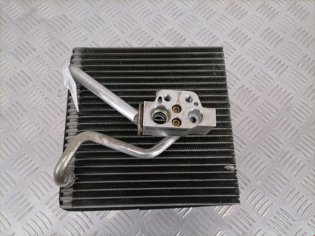 Испаритель кондиционера VOLKSWAGEN Golf V 2003-2009