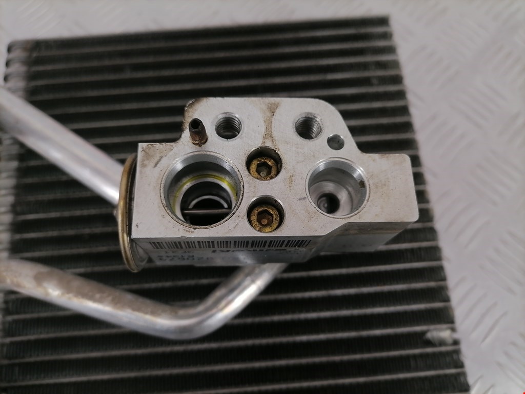 Испаритель кондиционера VOLKSWAGEN Golf V 2003-2009