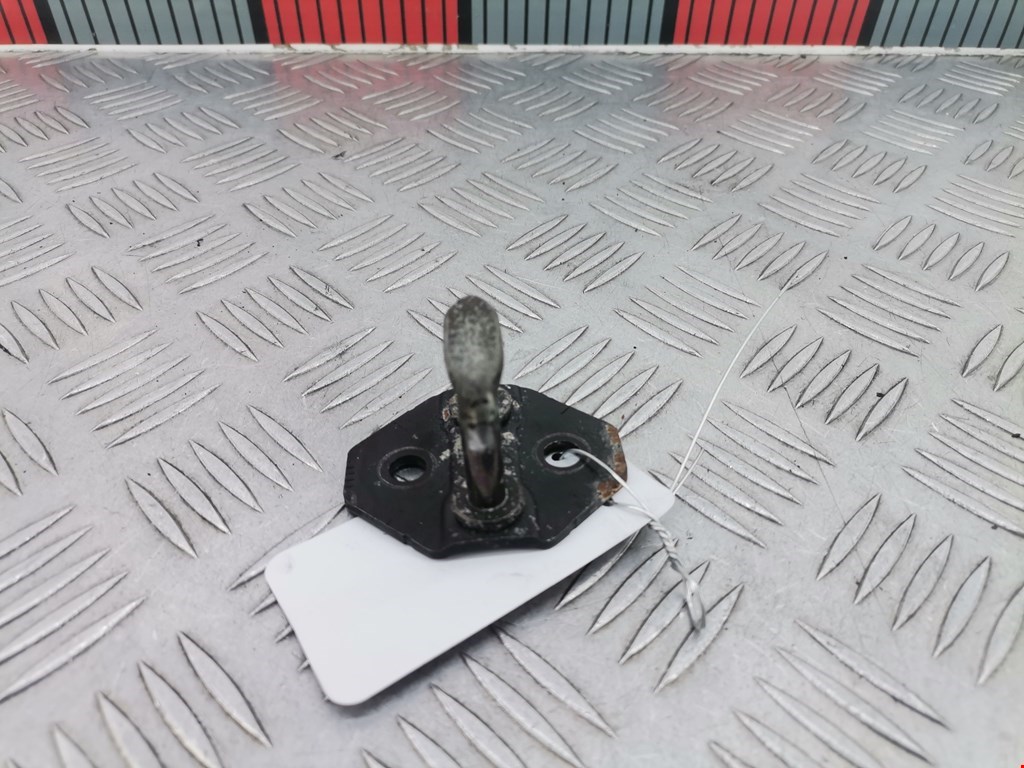 Скоба замка багажной двери (ответная часть) BMW 3-Series (E46) (1998-2007)