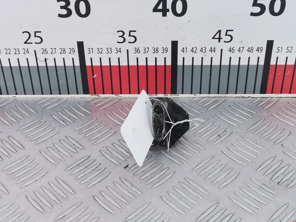 Скоба замка багажной двери (ответная часть) BMW 3-Series (E46) (1998-2007)