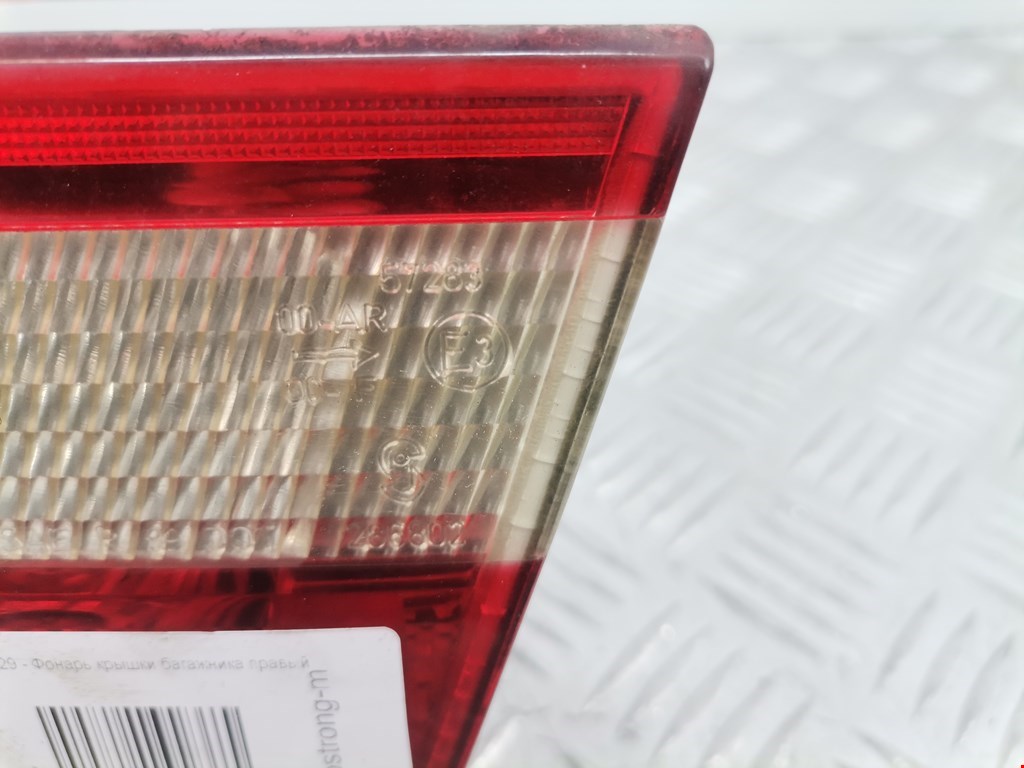 Фонарь задний внутренний правый BMW 3er E46 1998-2006