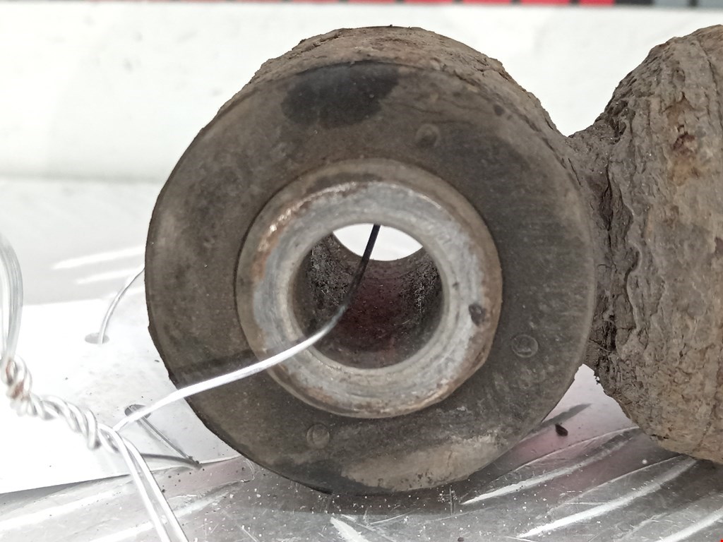 Амортизатор задний левый RENAULT Captur II 2019-н.в.