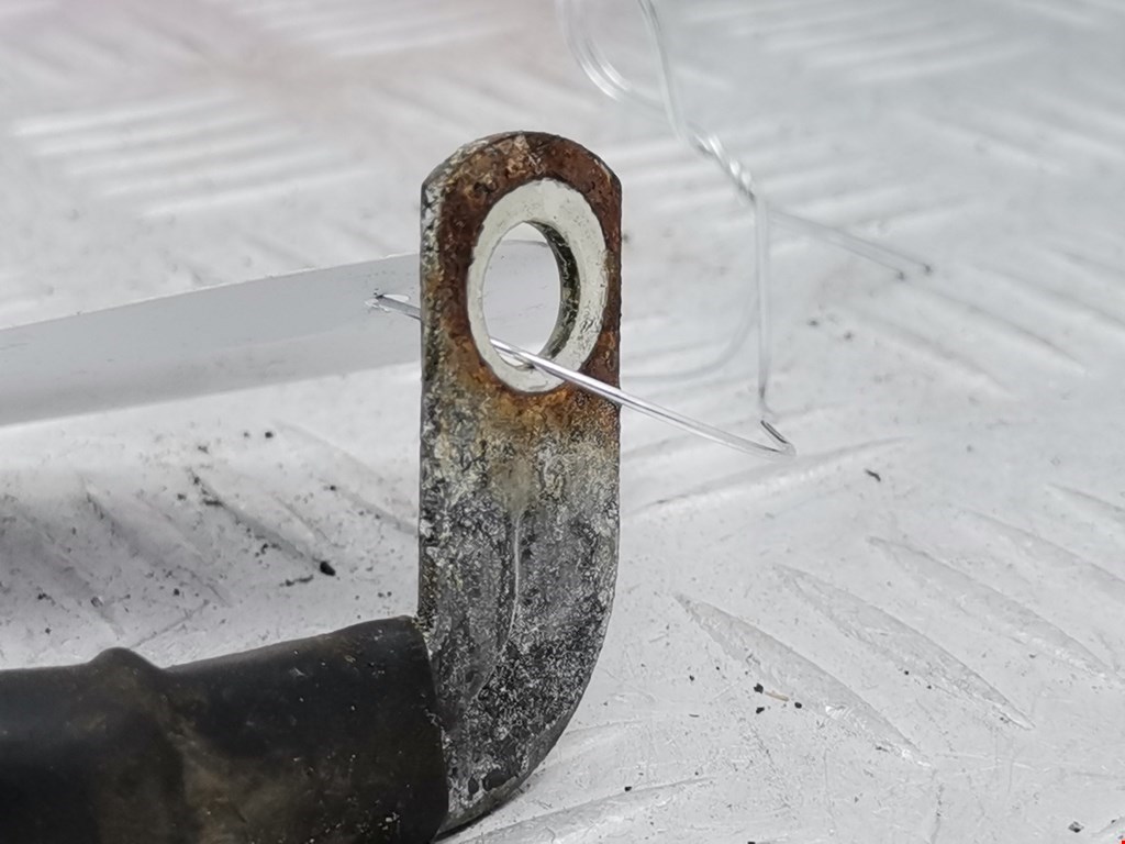 Клемма аккумулятора (минус) - OPEL Meriva B 2010-2018