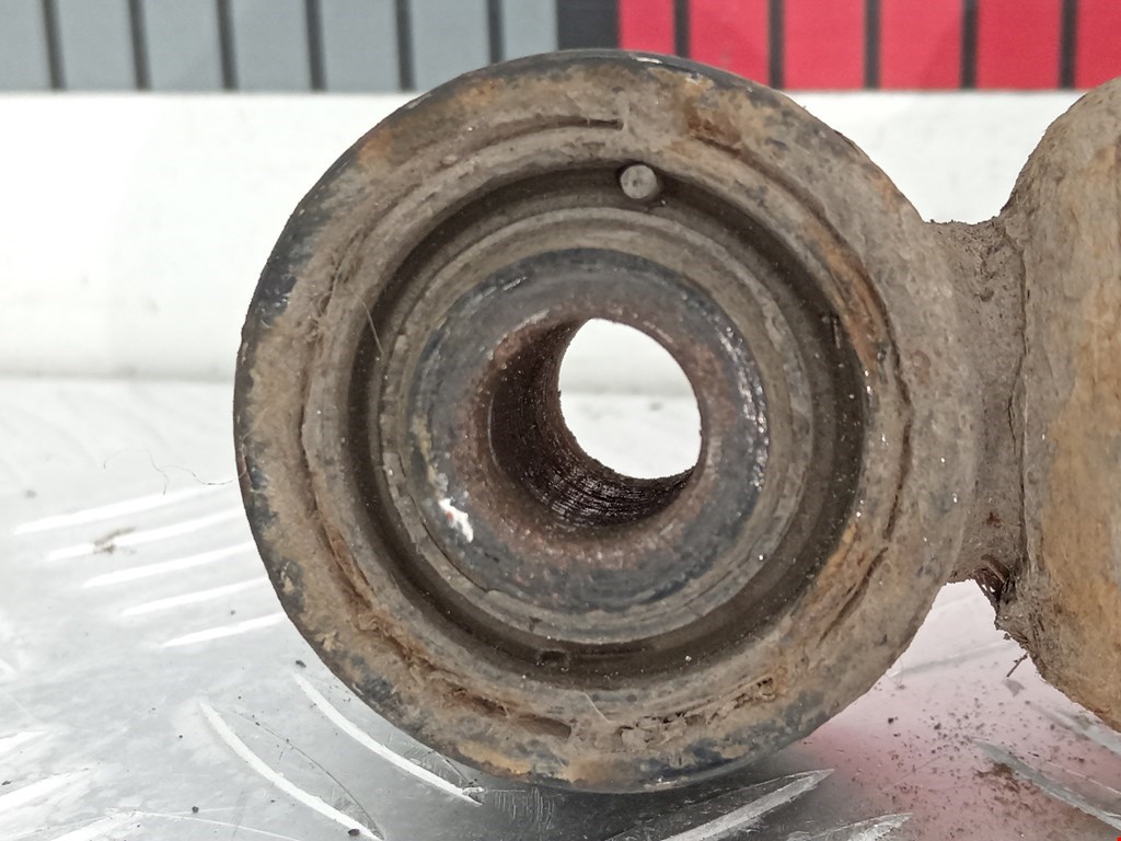 Амортизатор задний правый VOLKSWAGEN Passat B6 2005-2011