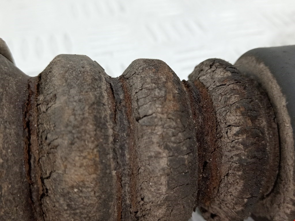 Амортизатор задний правый VOLKSWAGEN Passat B6 2005-2011