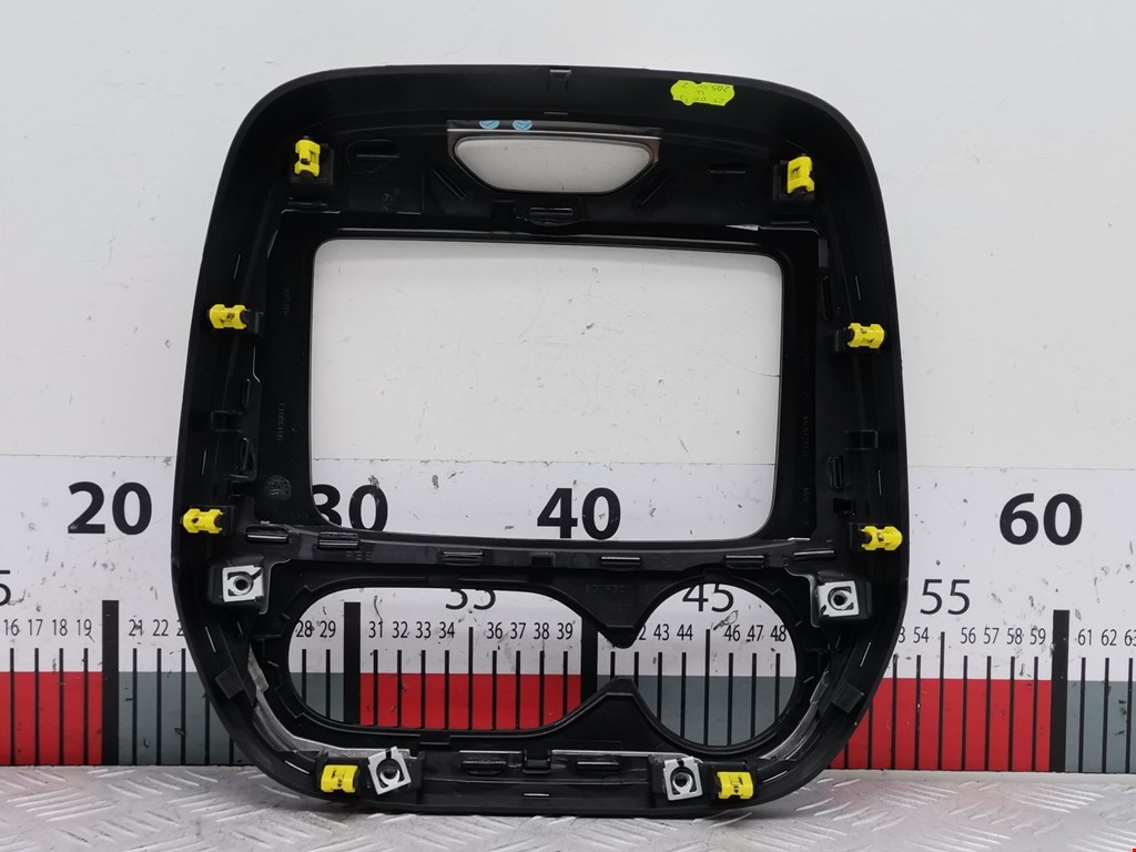 Рамка магнитолы RENAULT Captur II 2019-н.в.