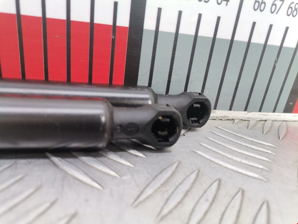 Амортизатор крышки (двери) багажника PEUGEOT 308 2007-2015