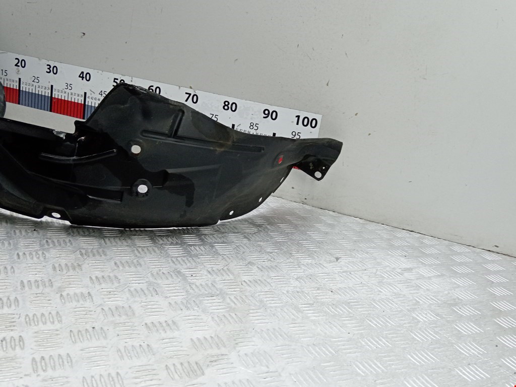 Локер (подкрылок) передний левый MAZDA Premacy CP 1999-2004