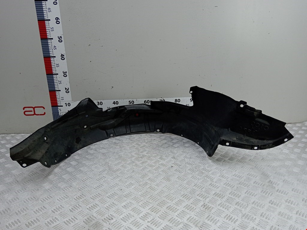 Локер (подкрылок) передний левый MAZDA Premacy CP 1999-2004