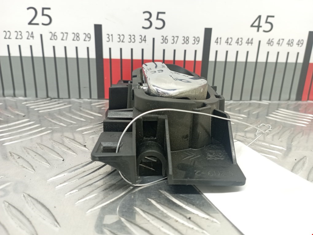 Ручка дверная передняя внутренняя правая PEUGEOT 308 2007-2015