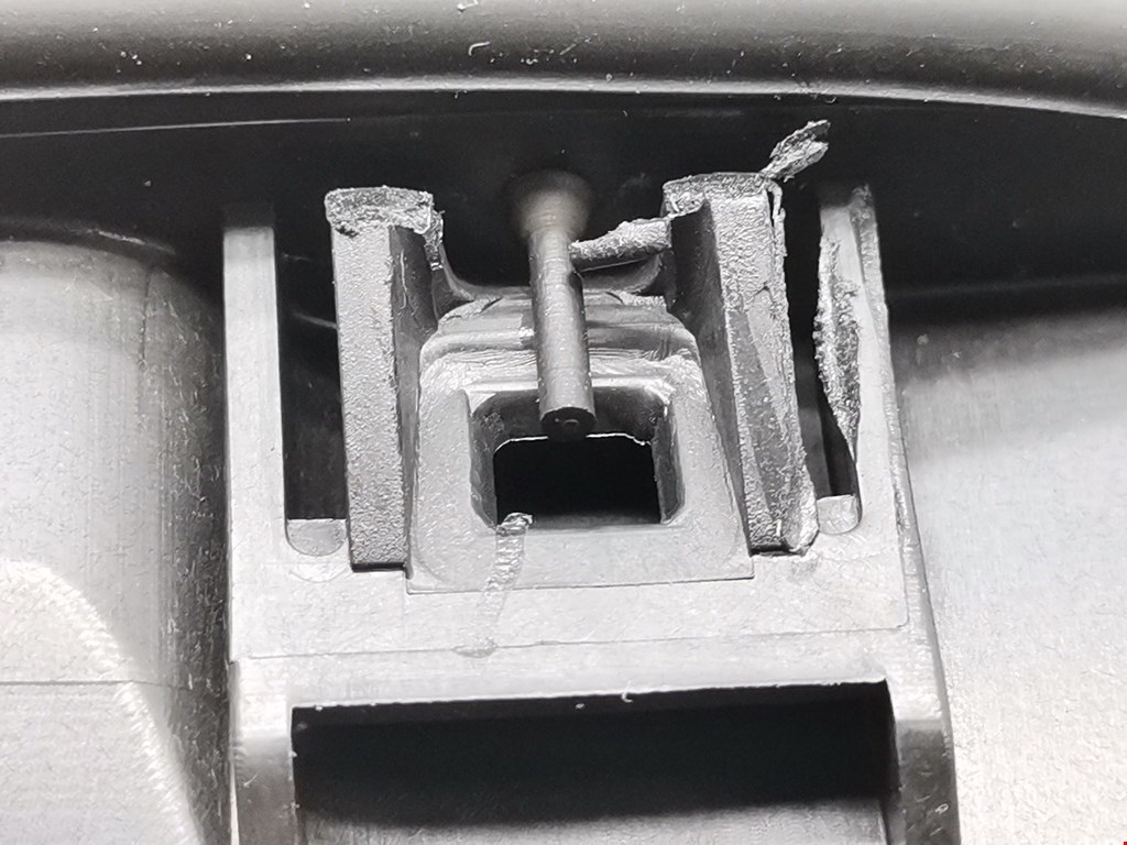 Лючок бензобака BMW 7er 7 серия E65/E66 2001-2008