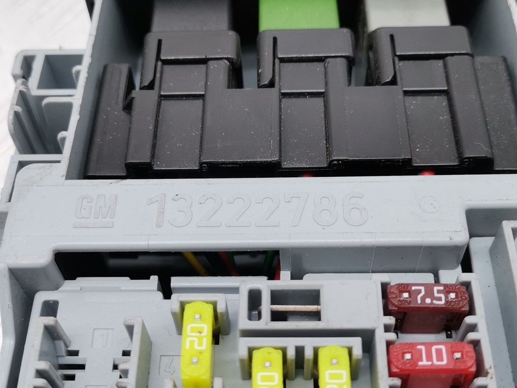 Датчик уровня в бачок омывателя CHEVROLET Orlando 2011-2015