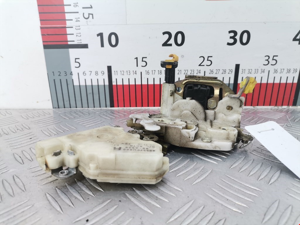 Замок двери передней правой NISSAN Micra K11 1992-2002