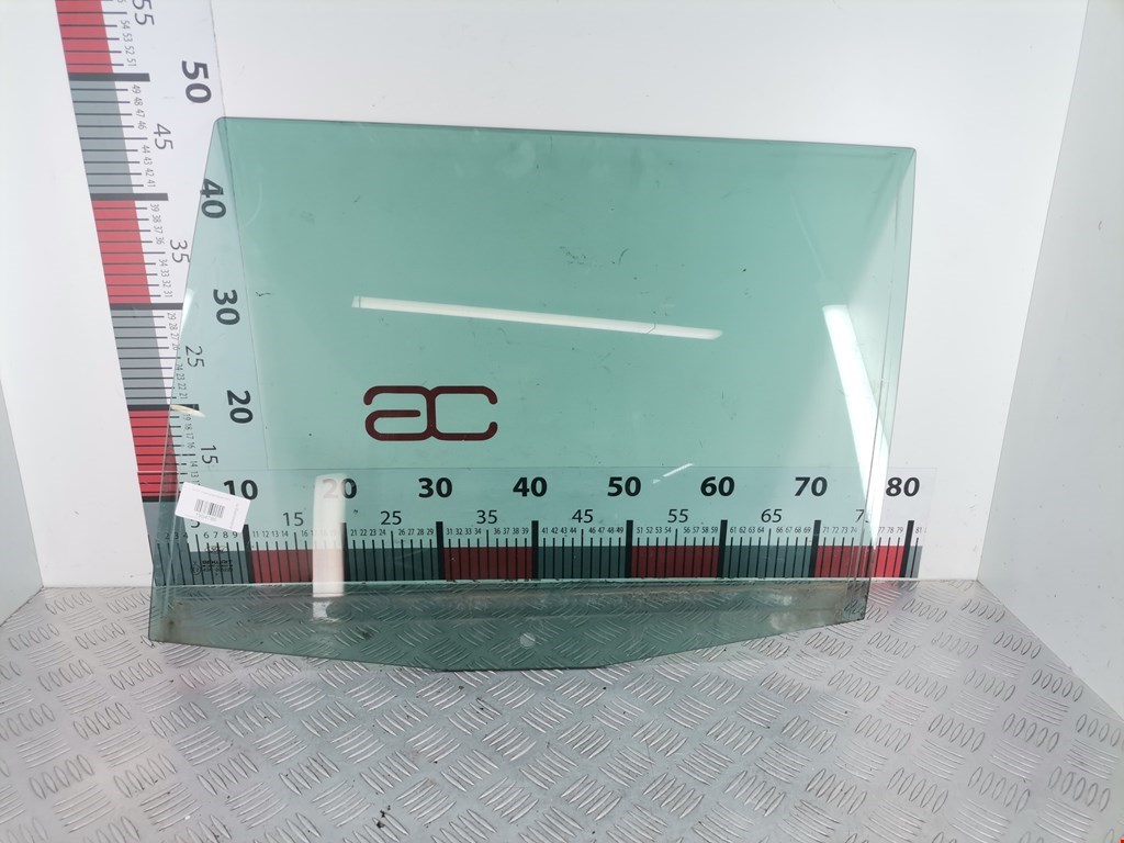 Стекло двери заднее левое FORD Mondeo III 2000-2007