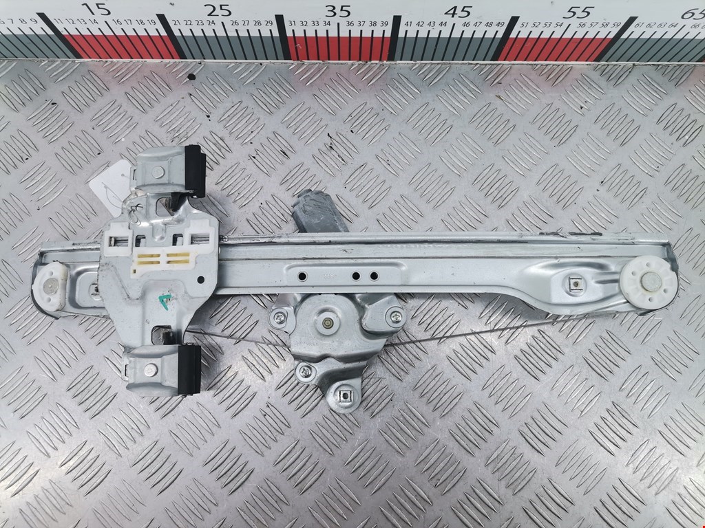 Стеклоподъемник электрический двери задней правой Chevrolet Orlando (2010-2023)