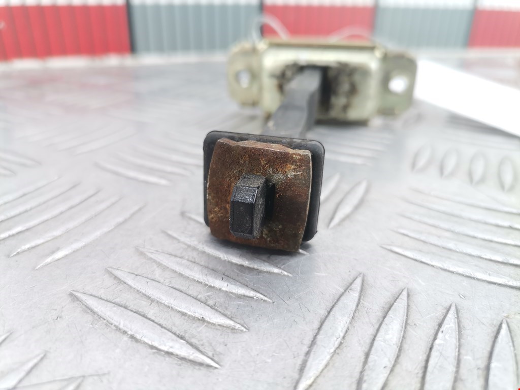 Ограничитель открывания двери HYUNDAI Getz 2002-2011