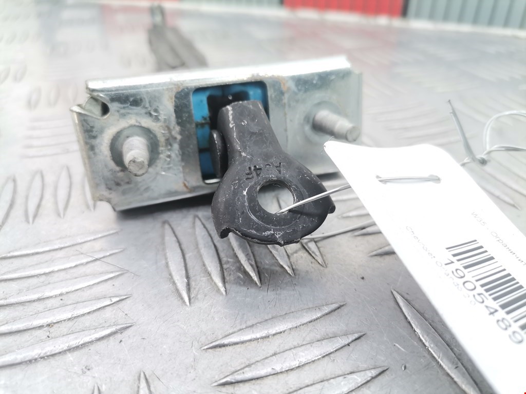 Ограничитель открывания двери CHEVROLET Orlando 2011-2015