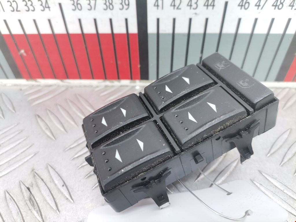 Блок управления стеклоподъемниками FORD Mondeo III 2000-2007