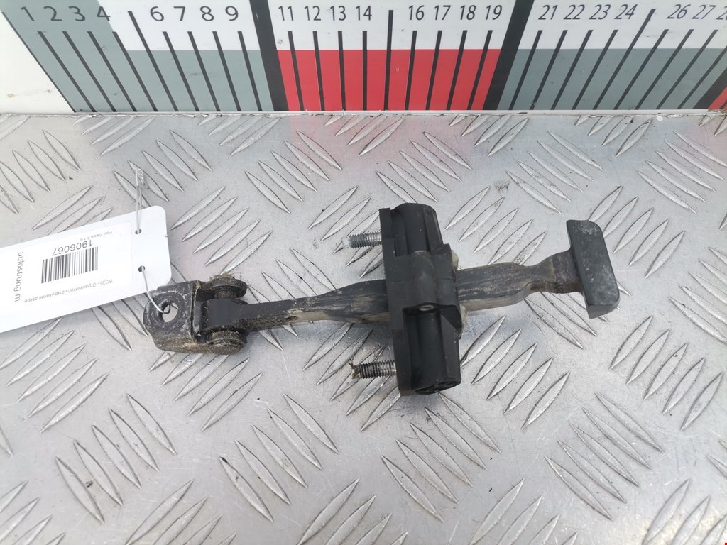 Ограничитель открывания двери FORD Fiesta 2008-2012