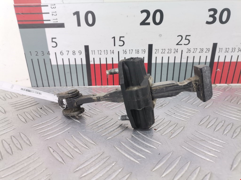 Ограничитель открывания двери FORD Fiesta 2008-2012