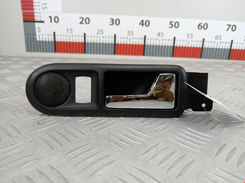 Ручка дверная задняя внутренняя правая VOLKSWAGEN Golf IV 1997-2003