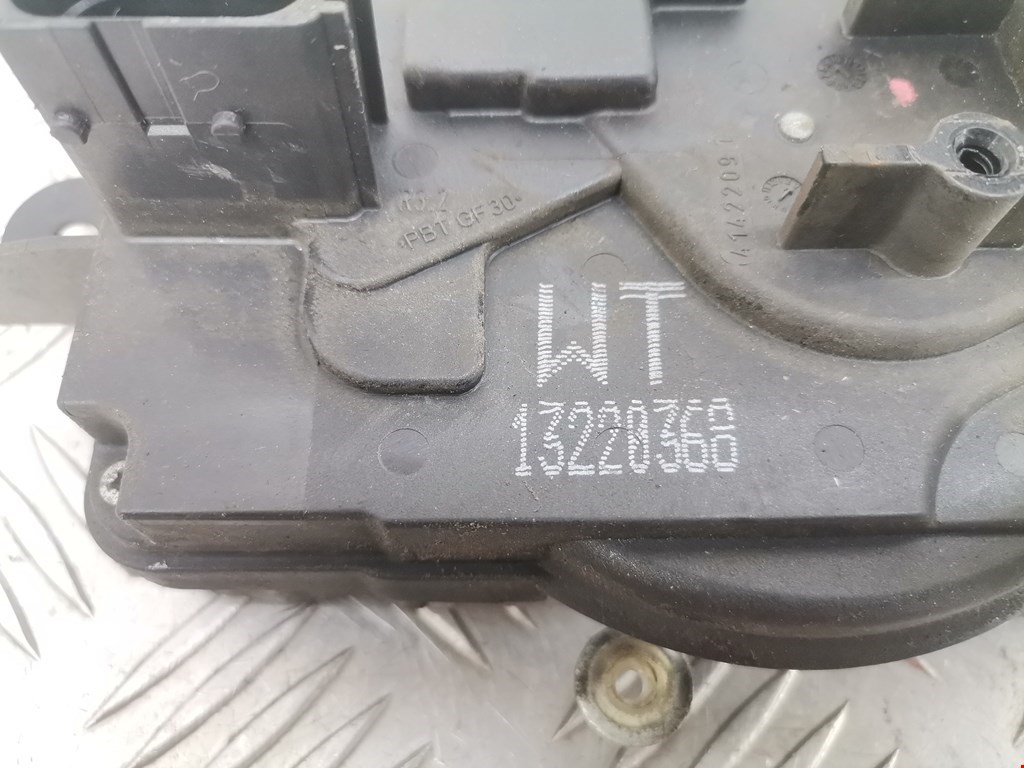 Замок двери передней правой OPEL Astra H/Family 2004-2015