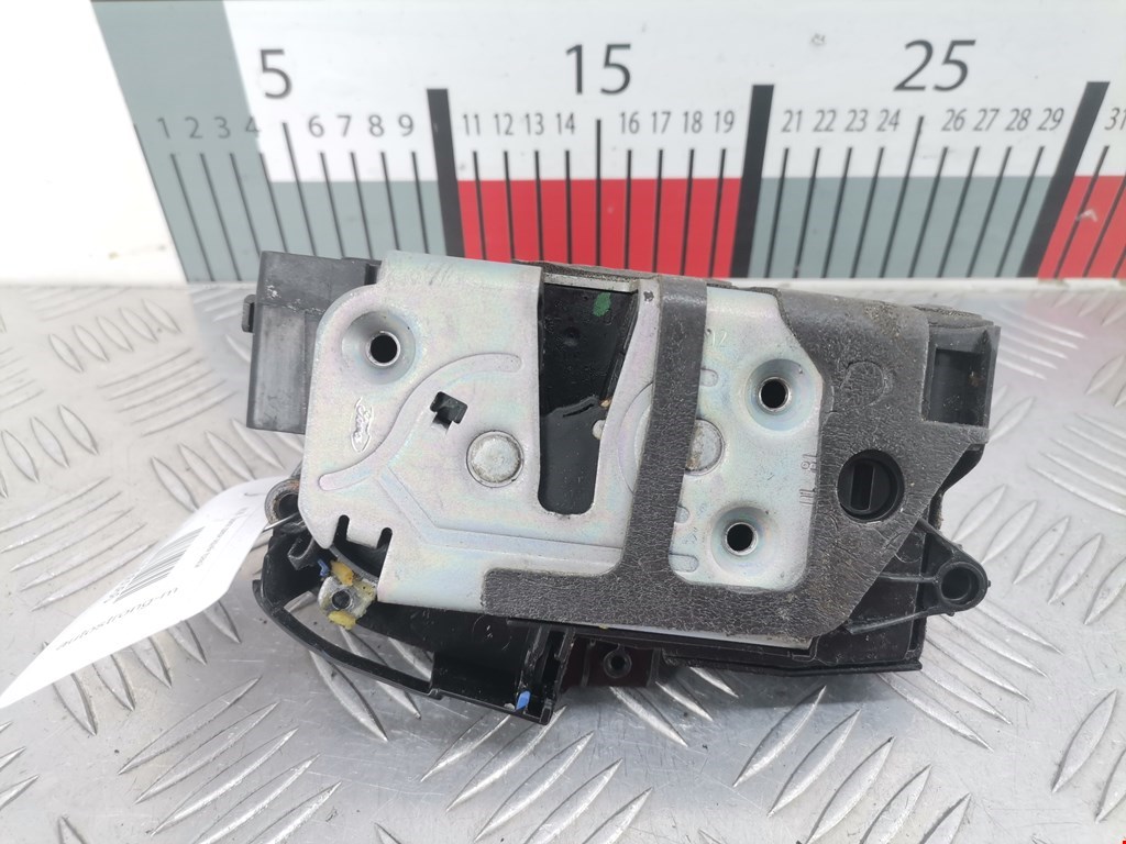 Замок двери задней правой FORD Fiesta 2008-2012