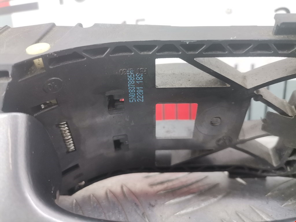 Ручка двери передней наружная правая VOLKSWAGEN Golf VI 2009-2012