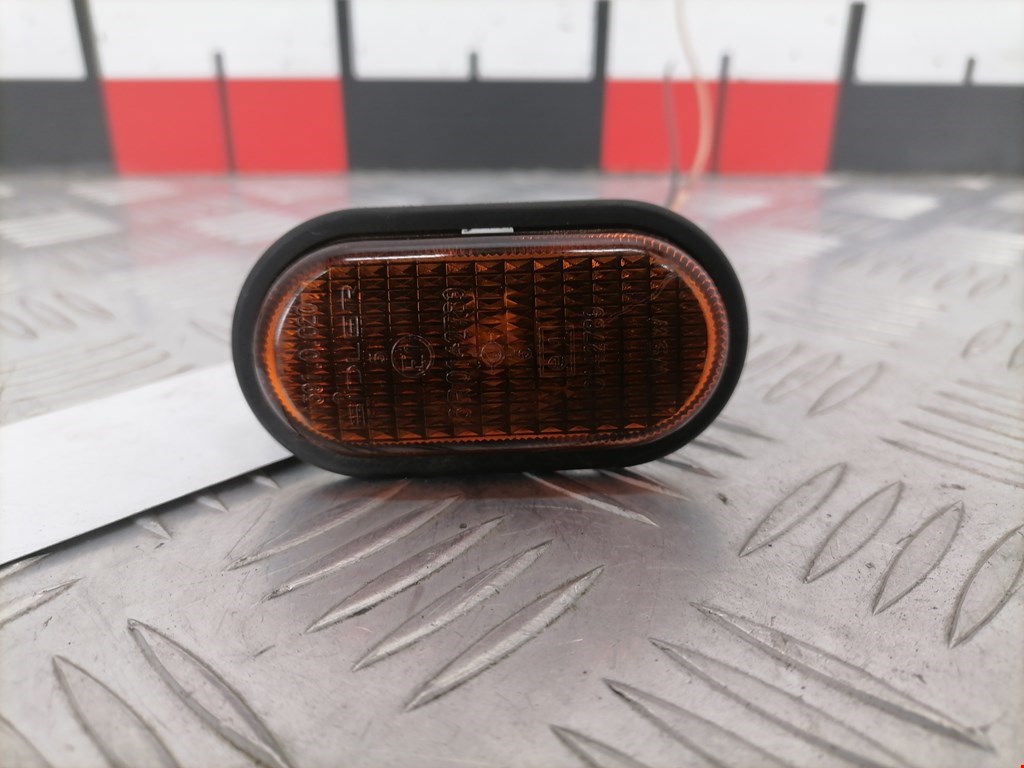 Повторитель на крыло RENAULT Kangoo 1997-2008