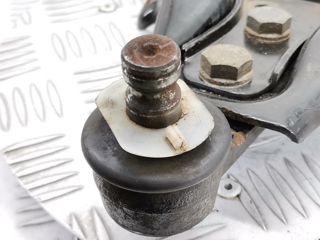 Рычаг передний правый RENAULT Megane I 1996-2002