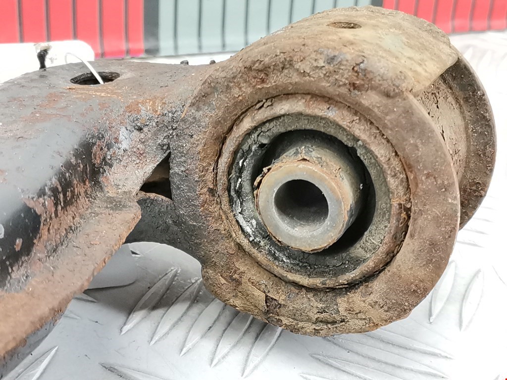 Рычаг передний правый OPEL Astra H/Family 2004-2015