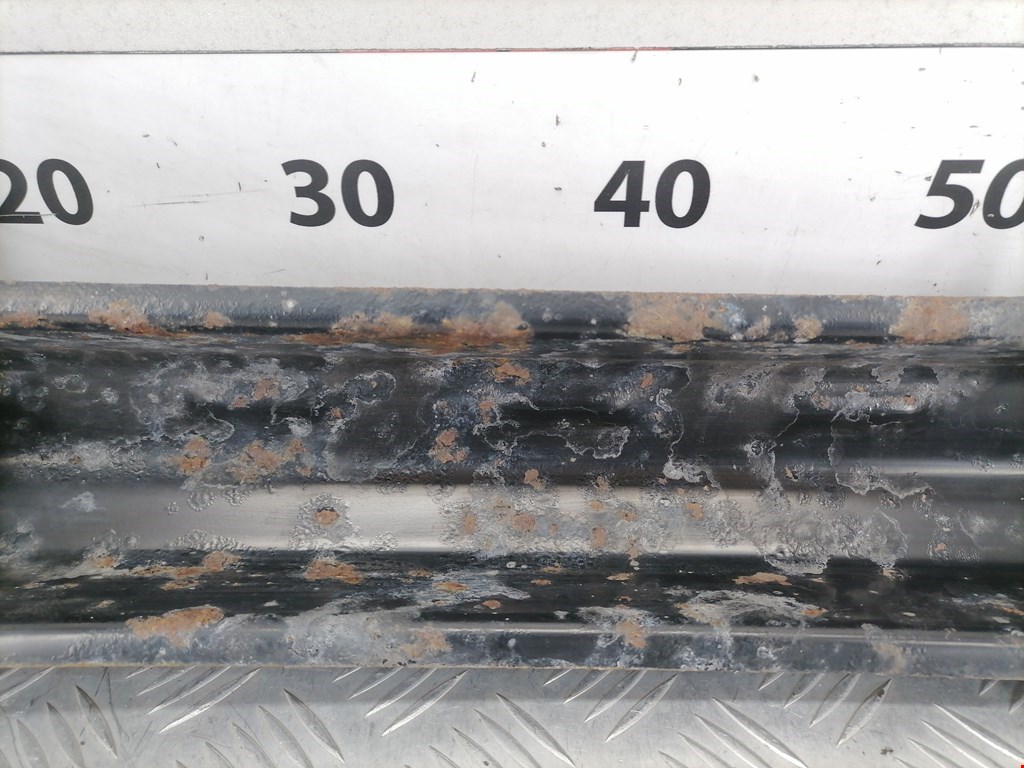 Усилитель переднего бампера (передний) VOLKSWAGEN Golf IV 1997-2003