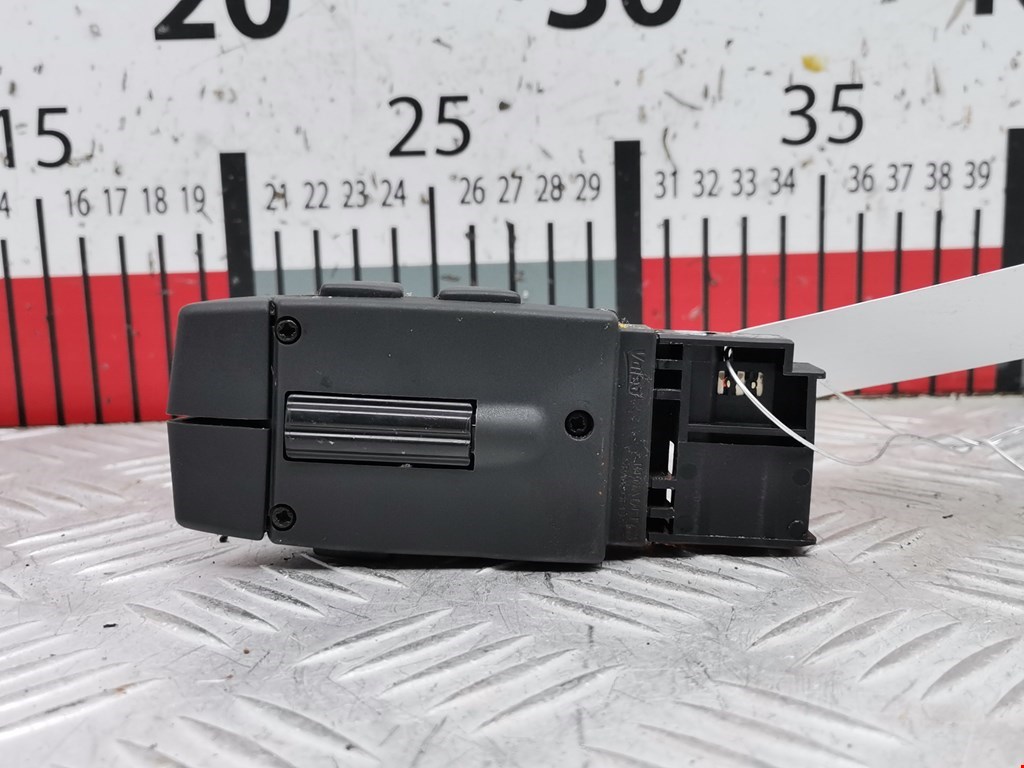 Переключатель подрулевой управления магнитолой RENAULT Captur II 2019-н.в.