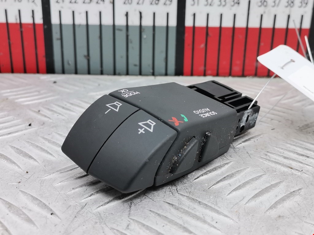 Переключатель подрулевой управления магнитолой RENAULT Captur II 2019-н.в.