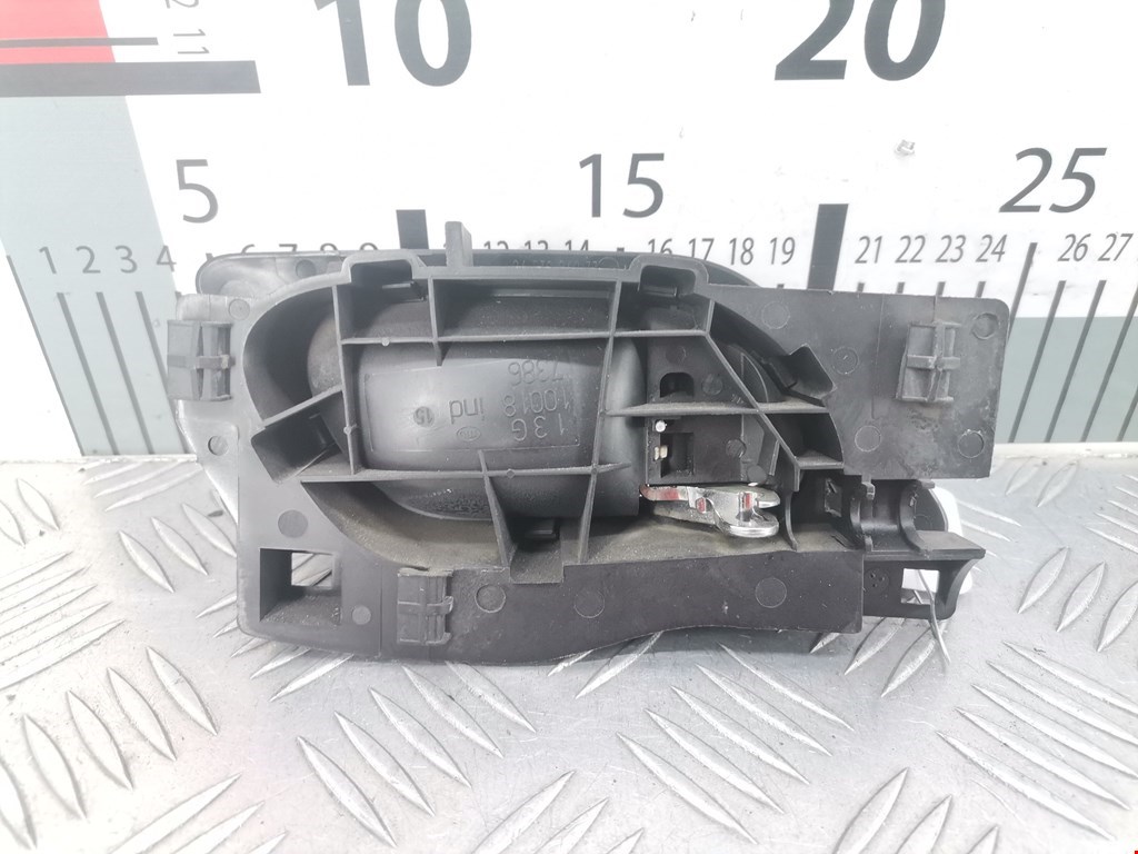 Ручка дверная задняя внутренняя левая CITROEN C4 I 2004-2014