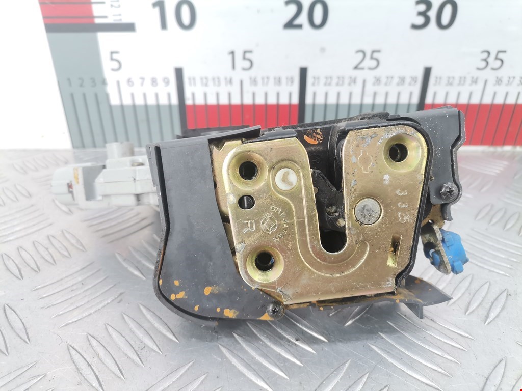 Замок двери передней правой NISSAN X-Trail T30 2000-2007