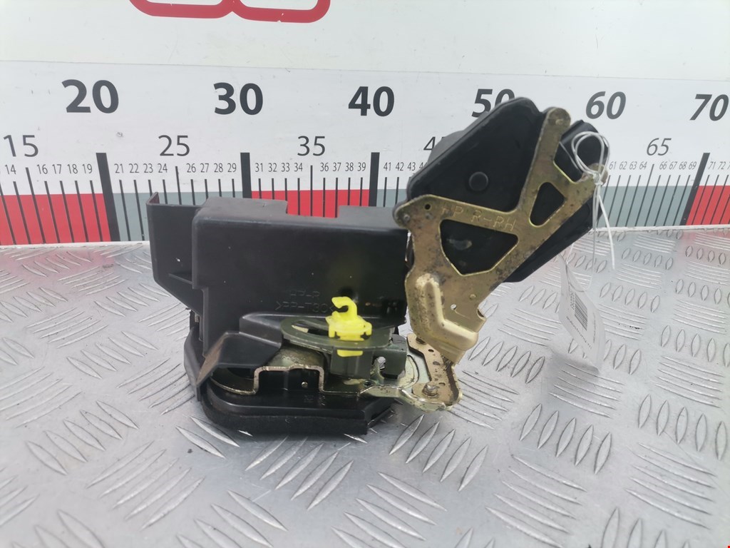 Замок двери задней правой HYUNDAI Terracan 2001-2006