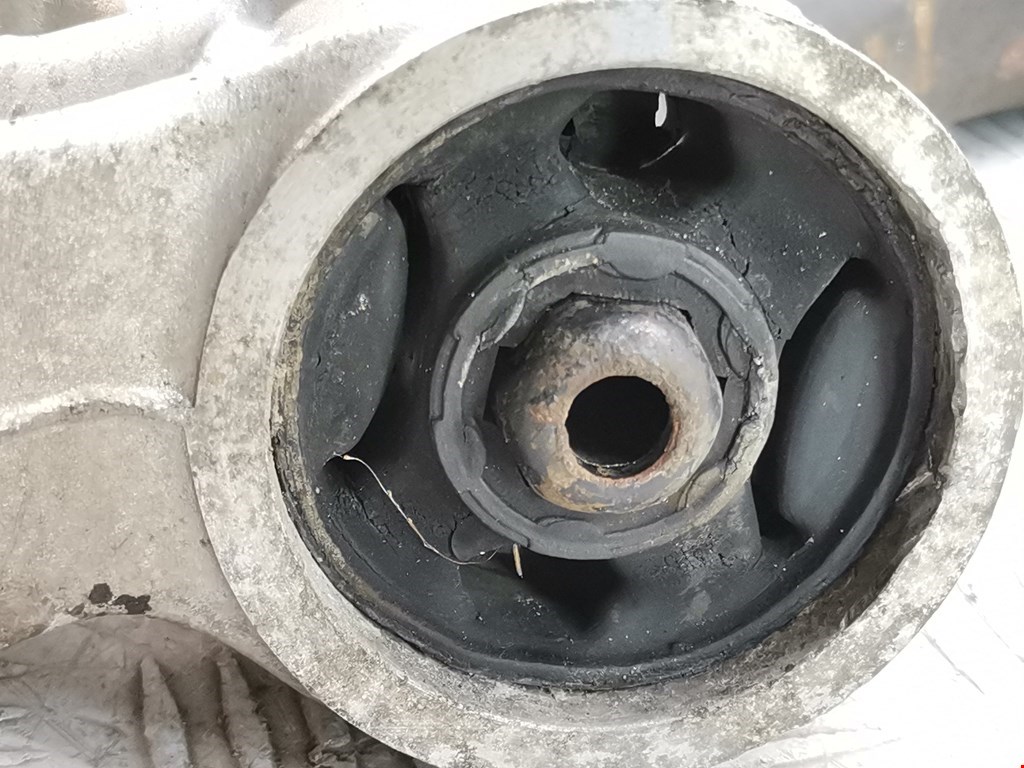 Рычаг передний правый SKODA Fabia MK1 1999-2006