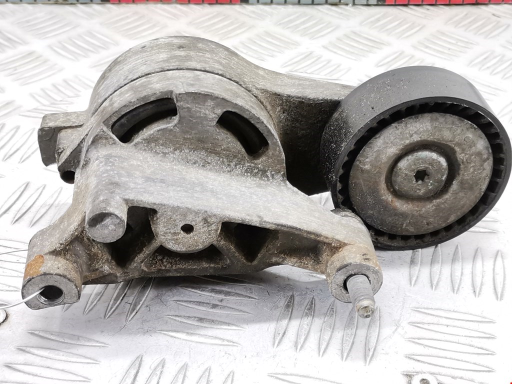Натяжитель ремня генератора (приводного поликлинового ремня Audi A3 8P (2003-2013)